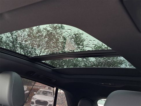 New 2026 Audi Q8 Premium Plus image 16