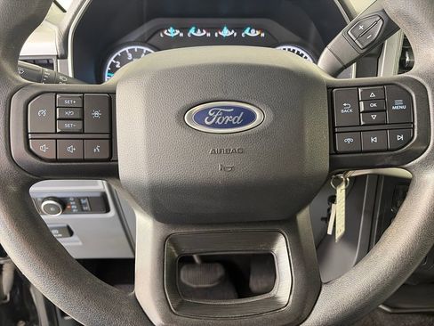 Used 2022 Ford F150 XLT w/ Trailer Tow Package AWD/4WD image 16