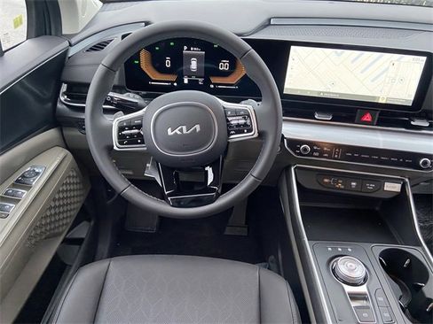 New 2026 Kia Carnival LXS image 12