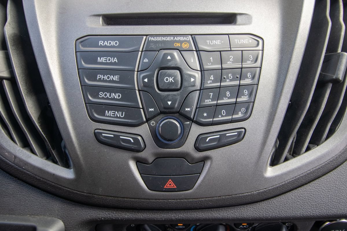 Used 2019 Ford Transit 350 148 Medium Roof RWD image 22