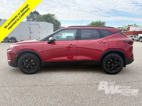 Used 2024 Chevrolet Blazer LT w/ Sound & Technology Package AWD/4WD image 3