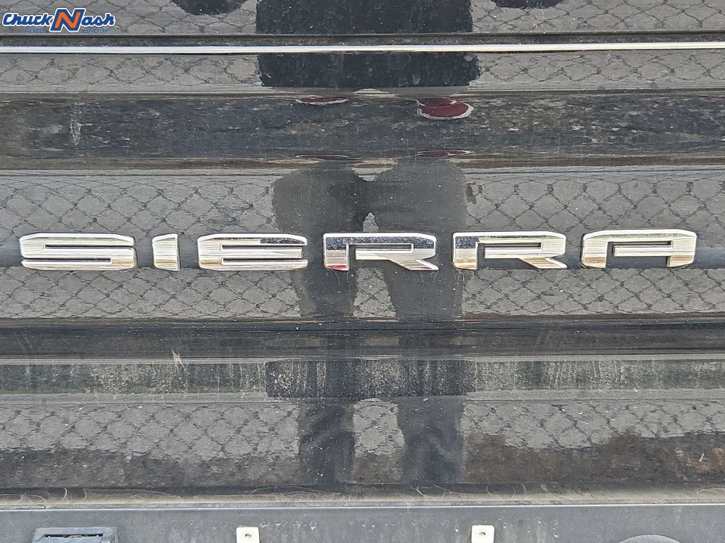 Used 2024 GMC Sierra 2500 AT4 w/ AT4 Premium Plus Package AWD/4WD image 8