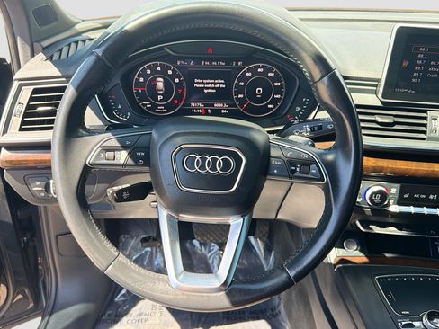 Used 2018 Audi Q5 2.0T Premium Plus AWD/4WD image 17