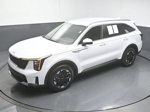 Used 2026 Kia Sorento S FWD image 41