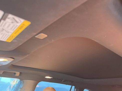 Used 2021 Toyota Highlander Platinum image 12