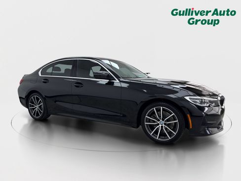Used 2020 BMW 330i Sedan w/ Convenience Package RWD image 12