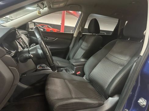 Used 2020 Nissan Rogue SV AWD/4WD image 14