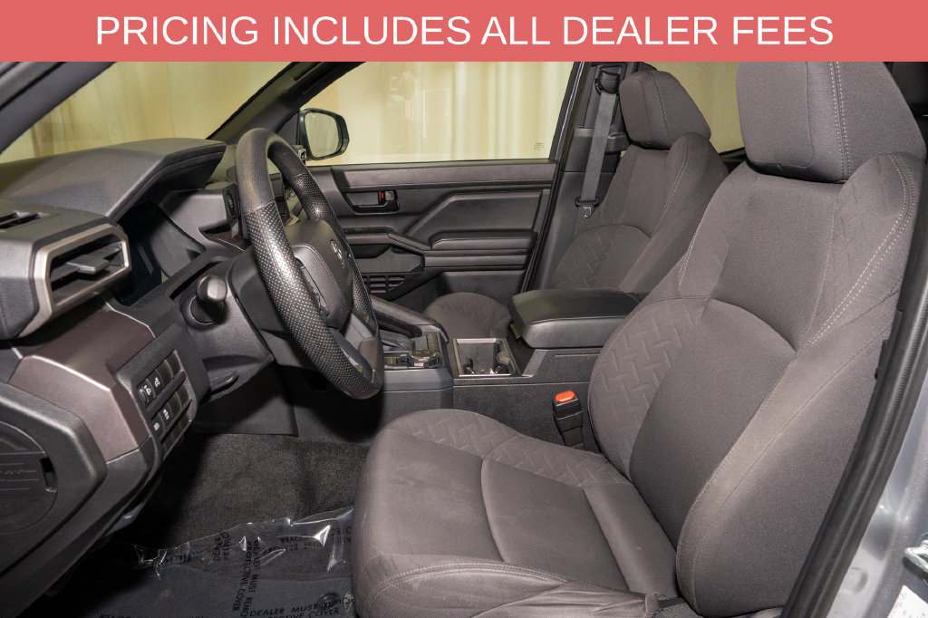 Certified 2025 Toyota Tacoma SR5 AWD/4WD image 9