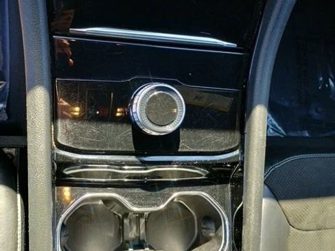 Used 2022 Jeep Grand Cherokee L Laredo image 30