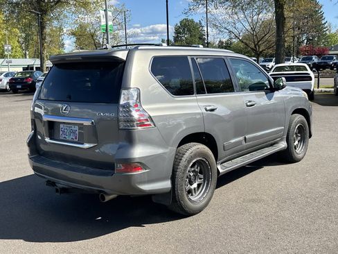 Used 2014 Lexus GX 460 Luxury image 5