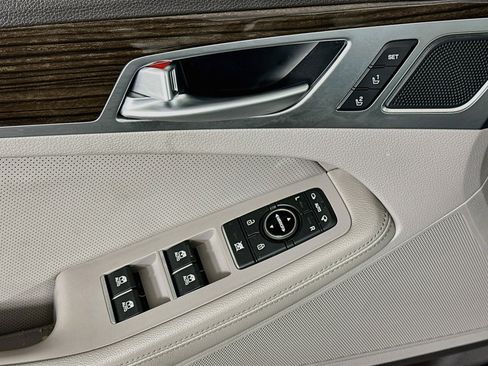Used 2019 Genesis G80 3.8 AWD/4WD image 15