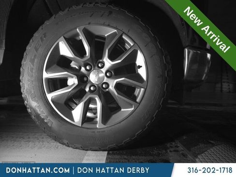 Used 2023 Chevrolet Silverado 1500 LT AWD/4WD image 15