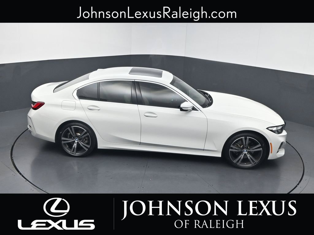 Used 2024 BMW 330i Sedan w/ Premium Package RWD image 28