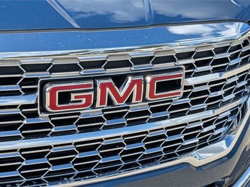 Used 2024 GMC Terrain Denali image 11