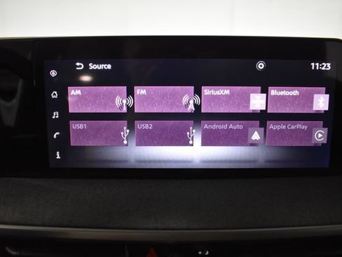 Certified 2025 Nissan Kicks SV AWD/4WD image 19