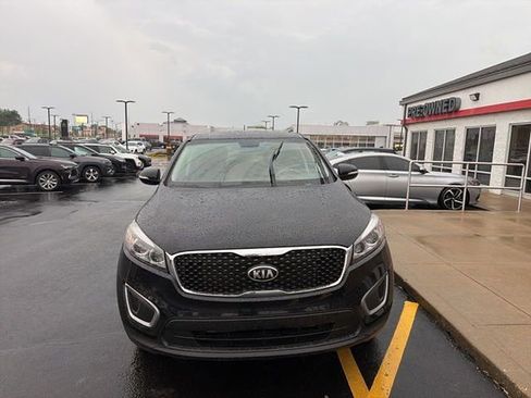 Used 2016 Kia Sorento L FWD image 7