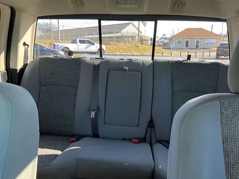 Used 2016 RAM 1500 Big Horn image 10