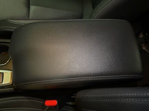 Used 2024 Subaru Ascent Premium w/ Convenience Package image 24