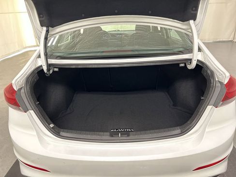 Used 2018 Hyundai Elantra SEL FWD image 21