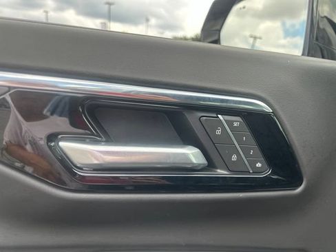 Used 2026 Chevrolet Tahoe LT w/ Comfort Package AWD/4WD image 12