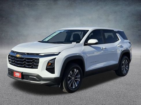 Certified 2025 Chevrolet Equinox LT image 9