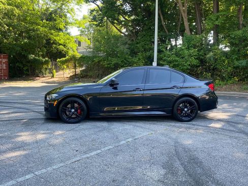 Used 2017 BMW 340i xDrive Sedan AWD/4WD image 8