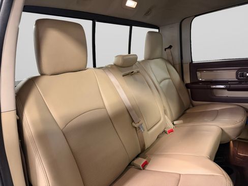 Used 2013 RAM 1500 Laramie w/ Convenience Group AWD/4WD image 24