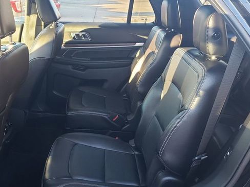 Used 2019 Ford Explorer Limited w/ Ford Safe & Smart Package AWD/4WD image 16