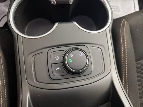 Used 2020 GMC Terrain SLE w/ Elevation Edition AWD/4WD image 23