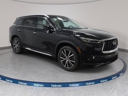Certified 2023 INFINITI QX60 Sensory w/ Cargo Package AWD/4WD image 3