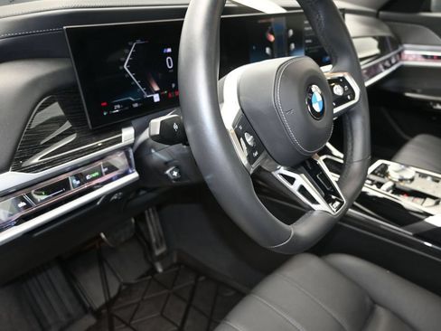 Certified 2026 BMW 740i w/ Executive Package RWD image 12
