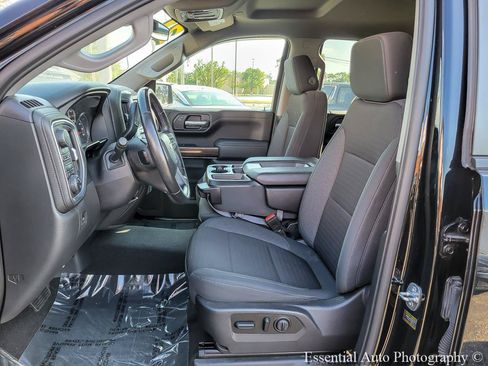 Used 2021 Chevrolet Silverado 1500 LT AWD/4WD image 9