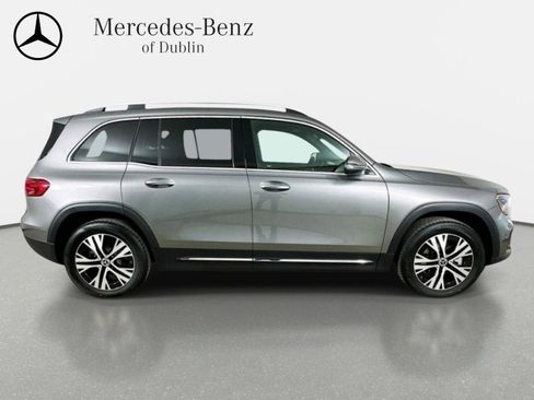 Used 2026 Mercedes-Benz GLB 250 4MATIC image 4