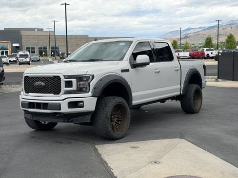 Used 2019 Ford F150 Lariat w/ Equipment Group 502A Luxury AWD/4WD image 6