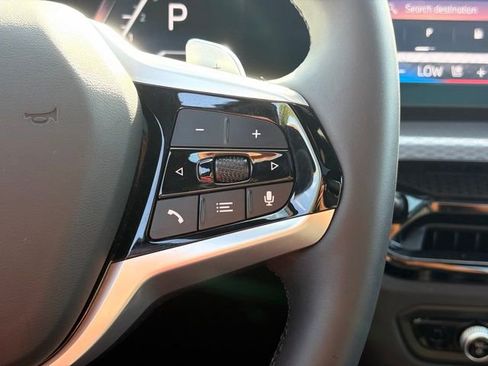 Used 2025 BMW 330i xDrive Sedan image 17