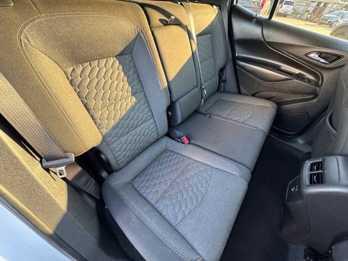 Used 2021 Chevrolet Equinox LT image 15