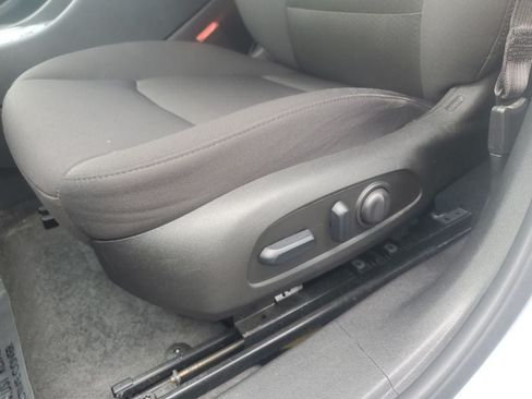 Used 2025 Chevrolet Malibu LT FWD image 20