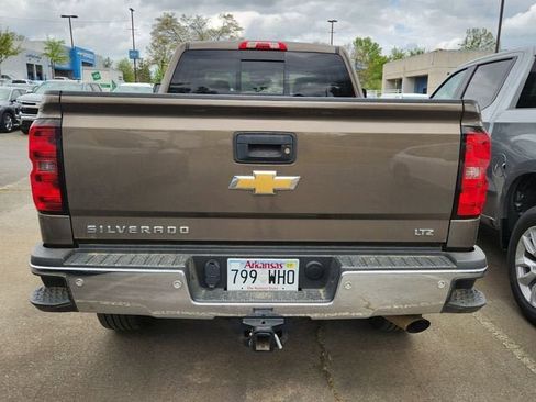 Used 2015 Chevrolet Silverado 2500 LTZ w/ LTZ Plus Package image 9