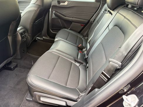 New 2025 Ford Escape PHEV image 5