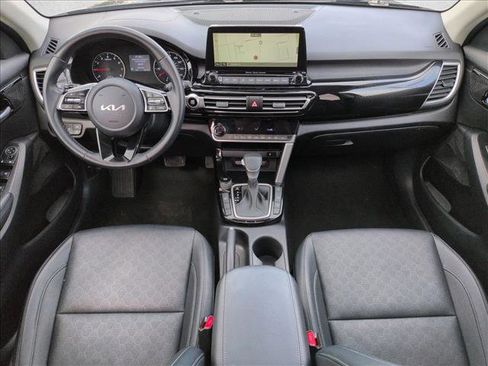 Used 2023 Kia Seltos EX AWD/4WD image 19