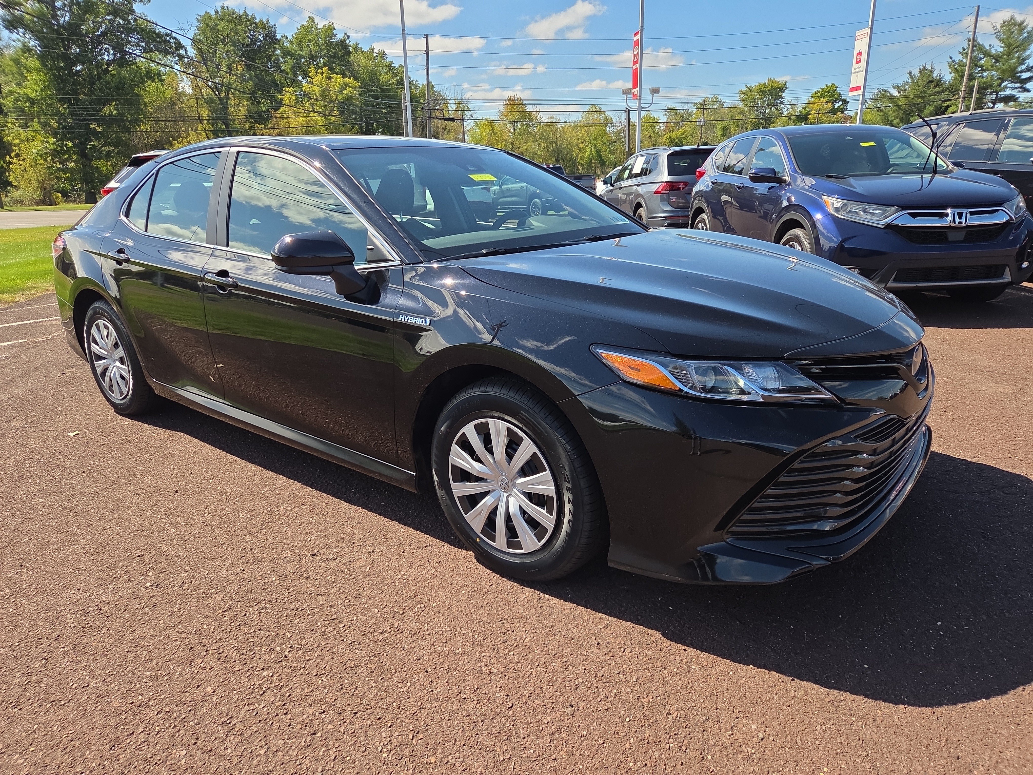 Certified 2020 Toyota Camry LE FWD image 1