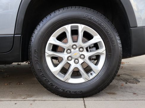 Certified 2021 Chevrolet Traverse LT w/ LPO, Floor Liner Package image 42