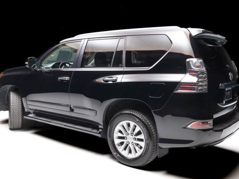 Used 2019 Lexus GX 460 Premium AWD/4WD image 16