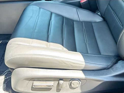 Used 2024 Honda CR-V EX-L image 18
