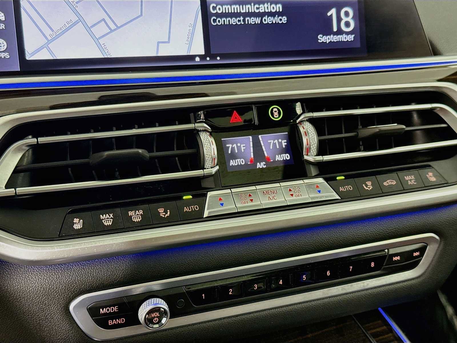 Used 2020 BMW X7 M50i AWD/4WD image 16