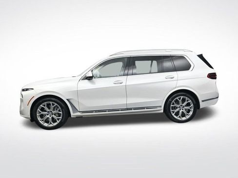 Used 2023 BMW X7 xDrive40i w/ Premium Package image 8