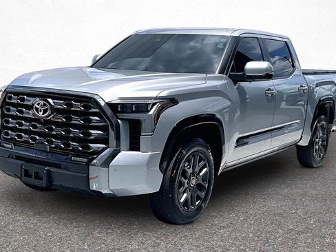 Used 2024 Toyota Tundra Platinum AWD/4WD image 4