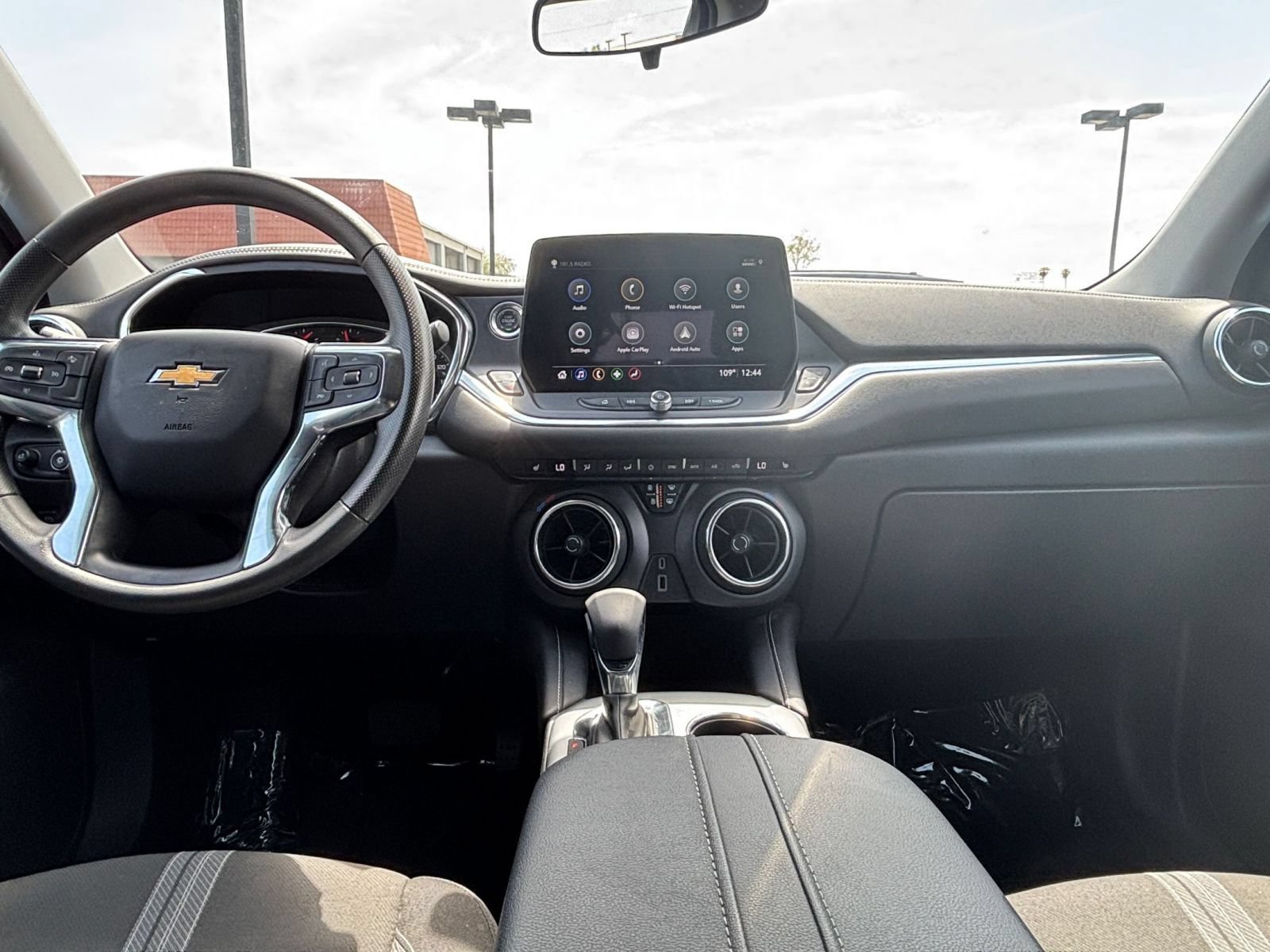 Used 2025 Chevrolet Blazer LT FWD image 33