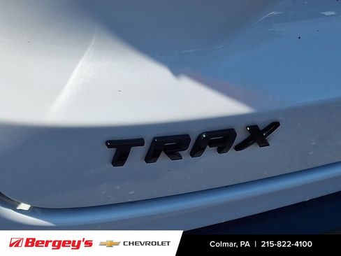 Certified 2025 Chevrolet Trax RS w/ Driver Confidence Package FWD image 31