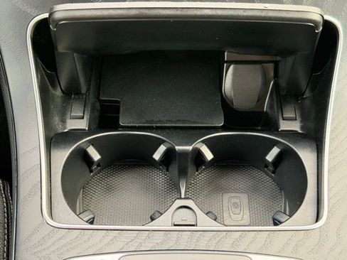 Used 2022 Mercedes-Benz GLC 300 4MATIC image 45